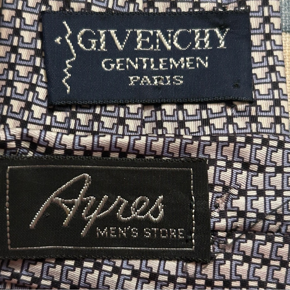 Vintage 80s Silk Givenchy Men’s Blue Cream Geometric Print Tie - Picture 3 of 5